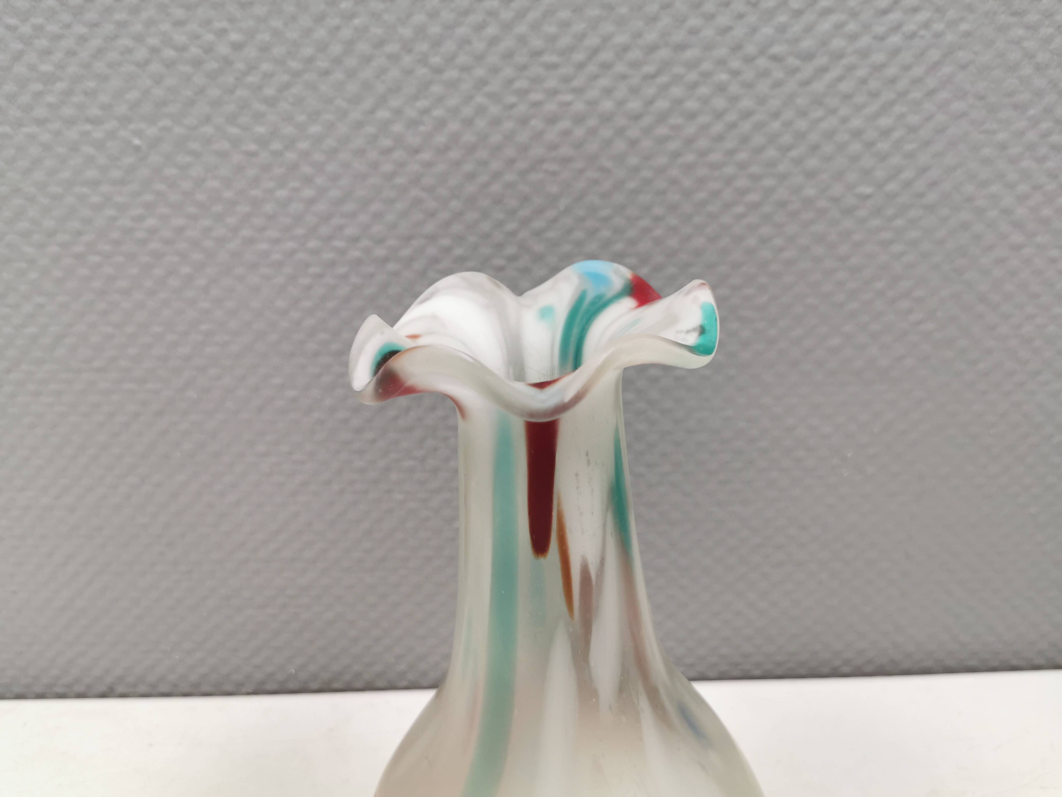 Vintage Seguso Venezia Harlequin style glass vase Italy 1970-80s.