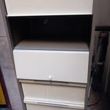 Metal locker with 10 flaps