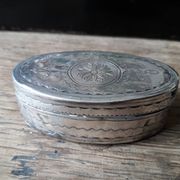 Tabatière de style napoléon III en argent