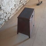 Metal shoe shine furniture
