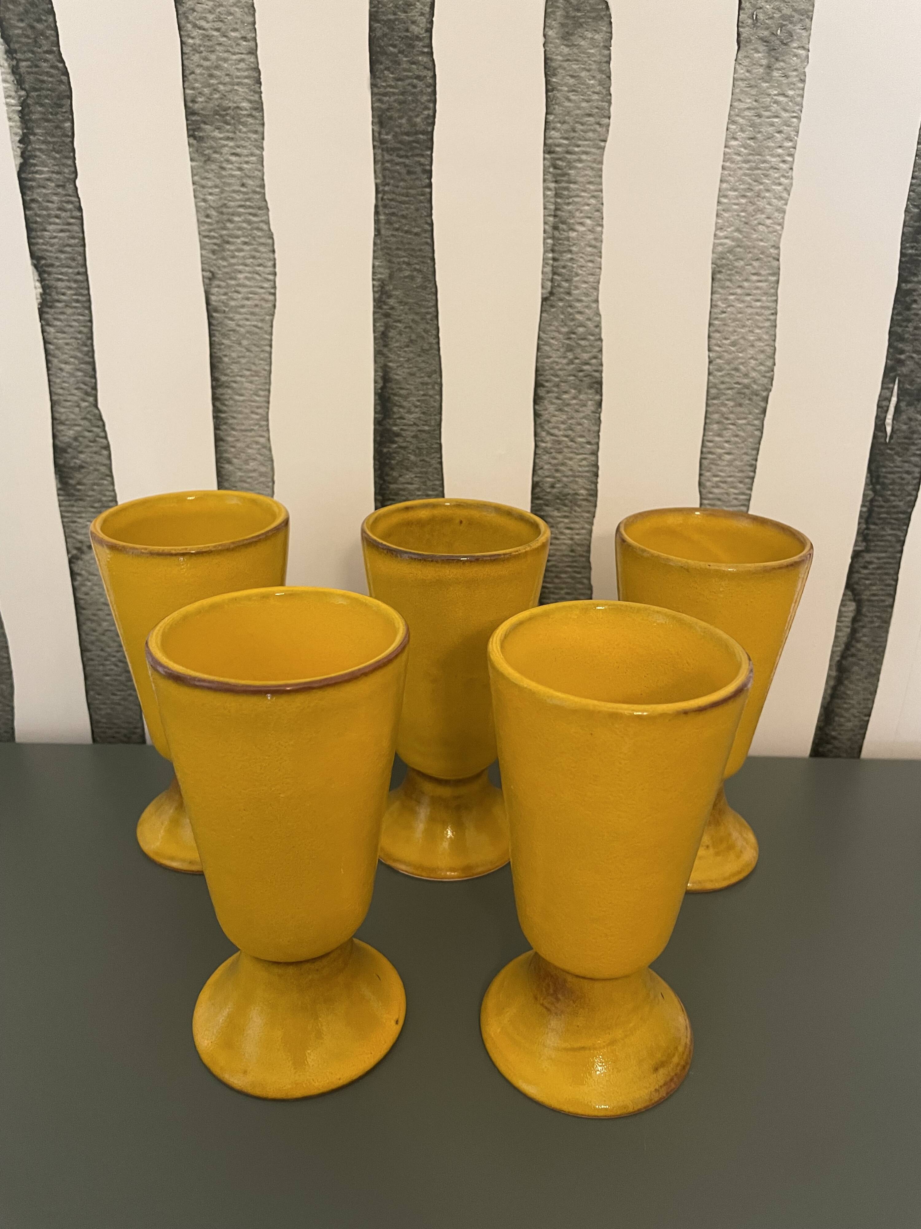 Yellow mazagrans from the 1970s