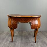 Coiffeuse de style Louis XV marquetée, XXe siècle