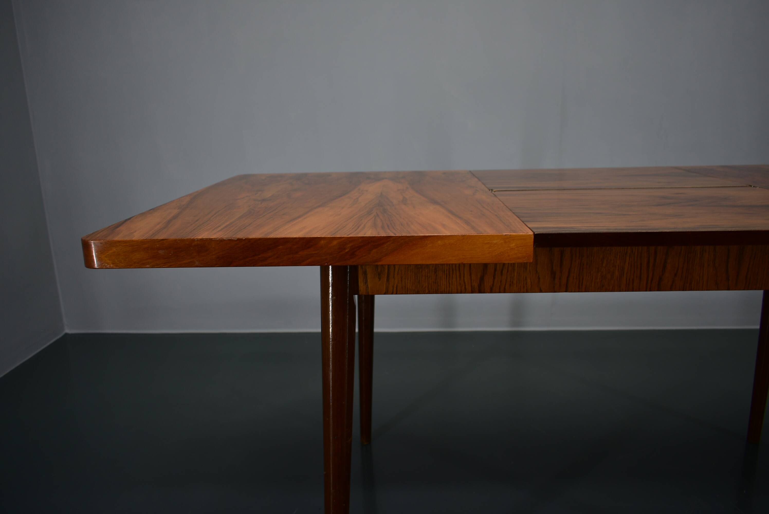 1960s Antonin Šuman Extendable Dining Table in Walnut, Czechoslovakia
