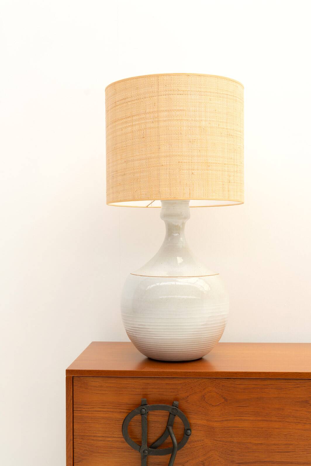 Elegant French White ceramic table lamp