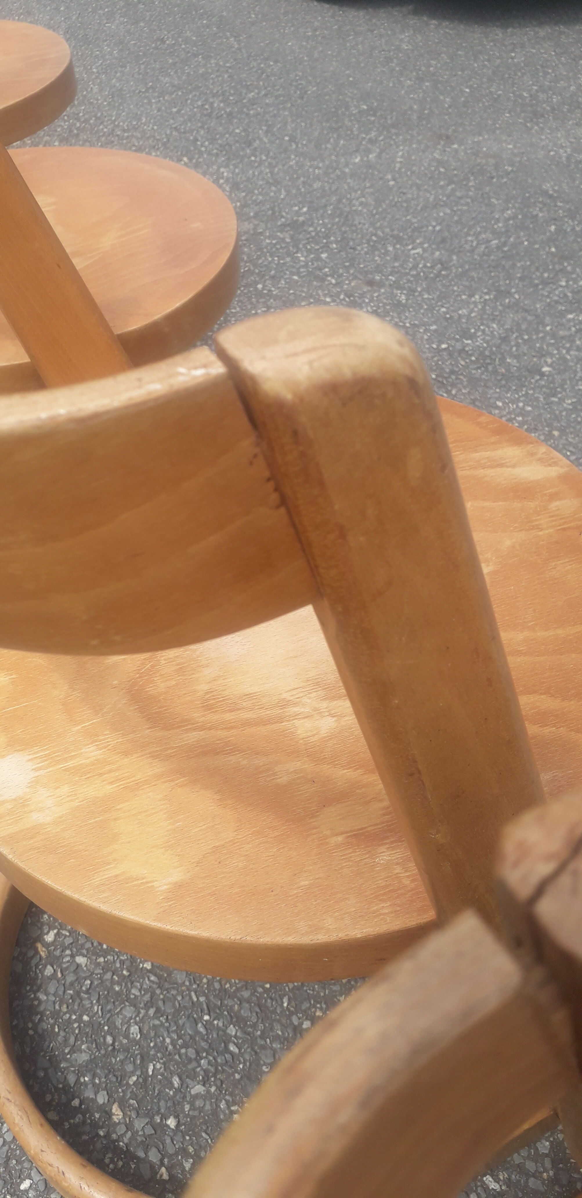 Suite de 6 chaises vintage Baumann modèle Halfa