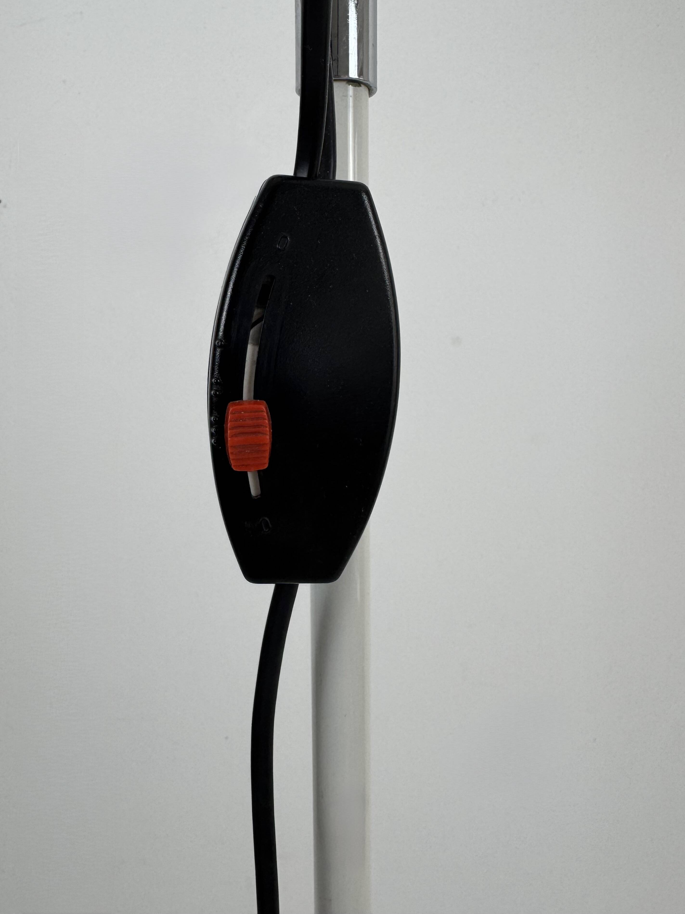 Vintage adjustable floor lamp, matte white lacquered metal and chrome, France 1970.