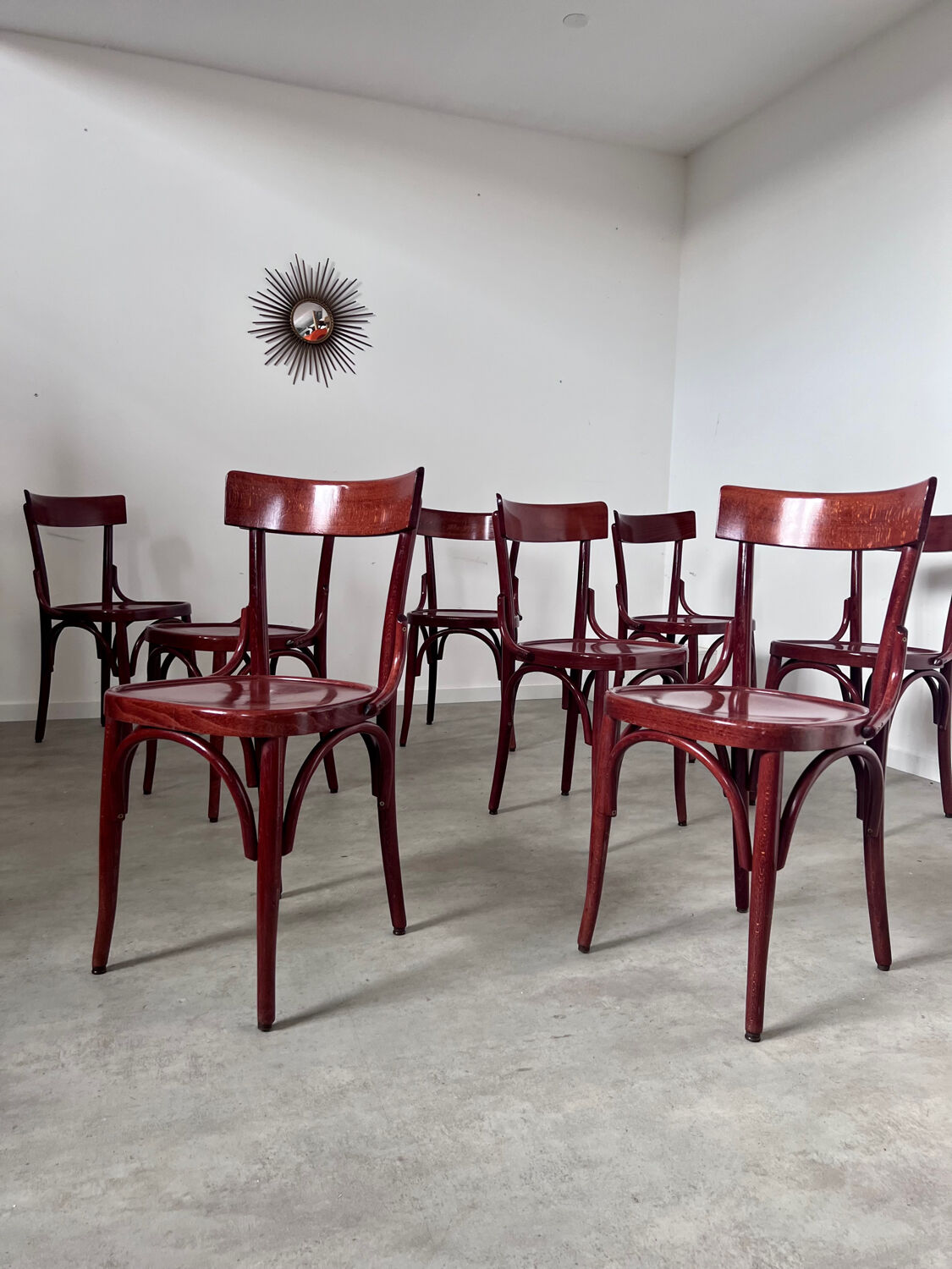 Set of 8 vintage 70s curved varnished wood bistro chairs