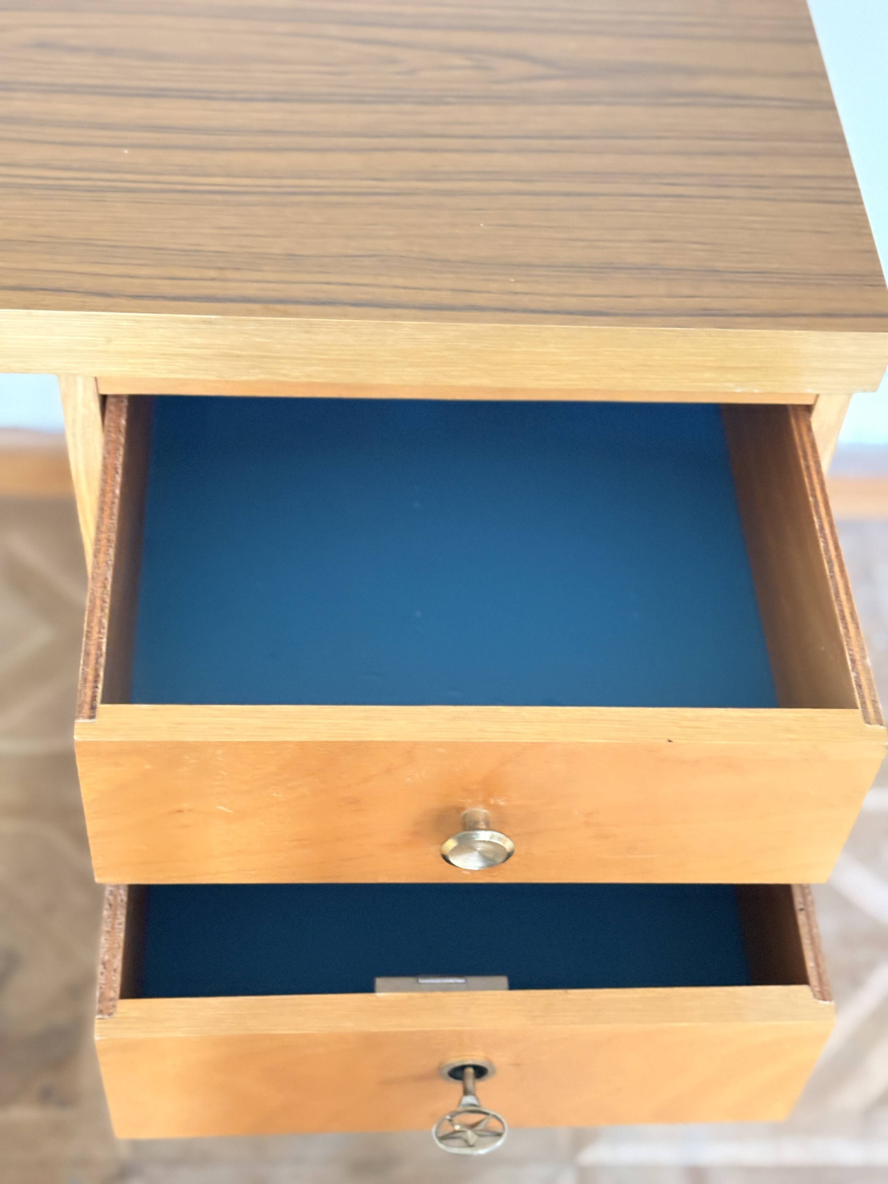 Bureau adulte pieds compas