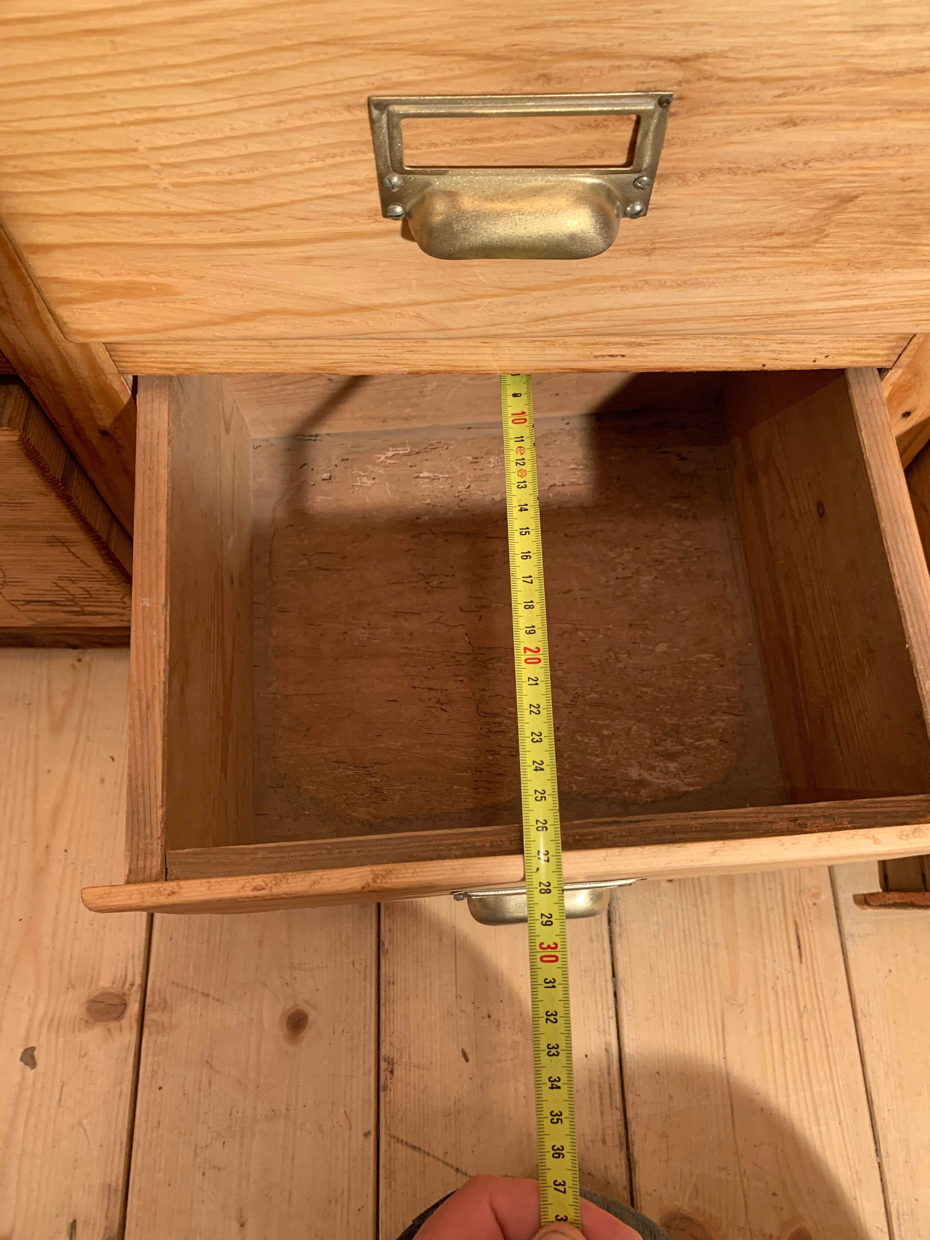 Furniture from craft to drawers