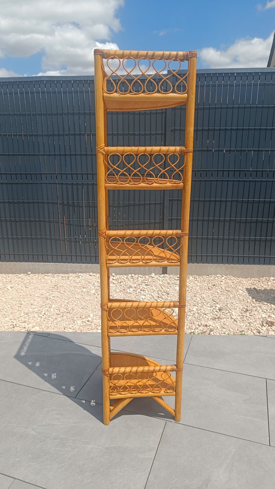 Vintage corner shelf in rattan – 1970s – Exceptional condition