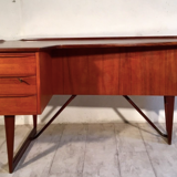 Peter Nielsen Lovig rosewood Scandinavian desk - 1960