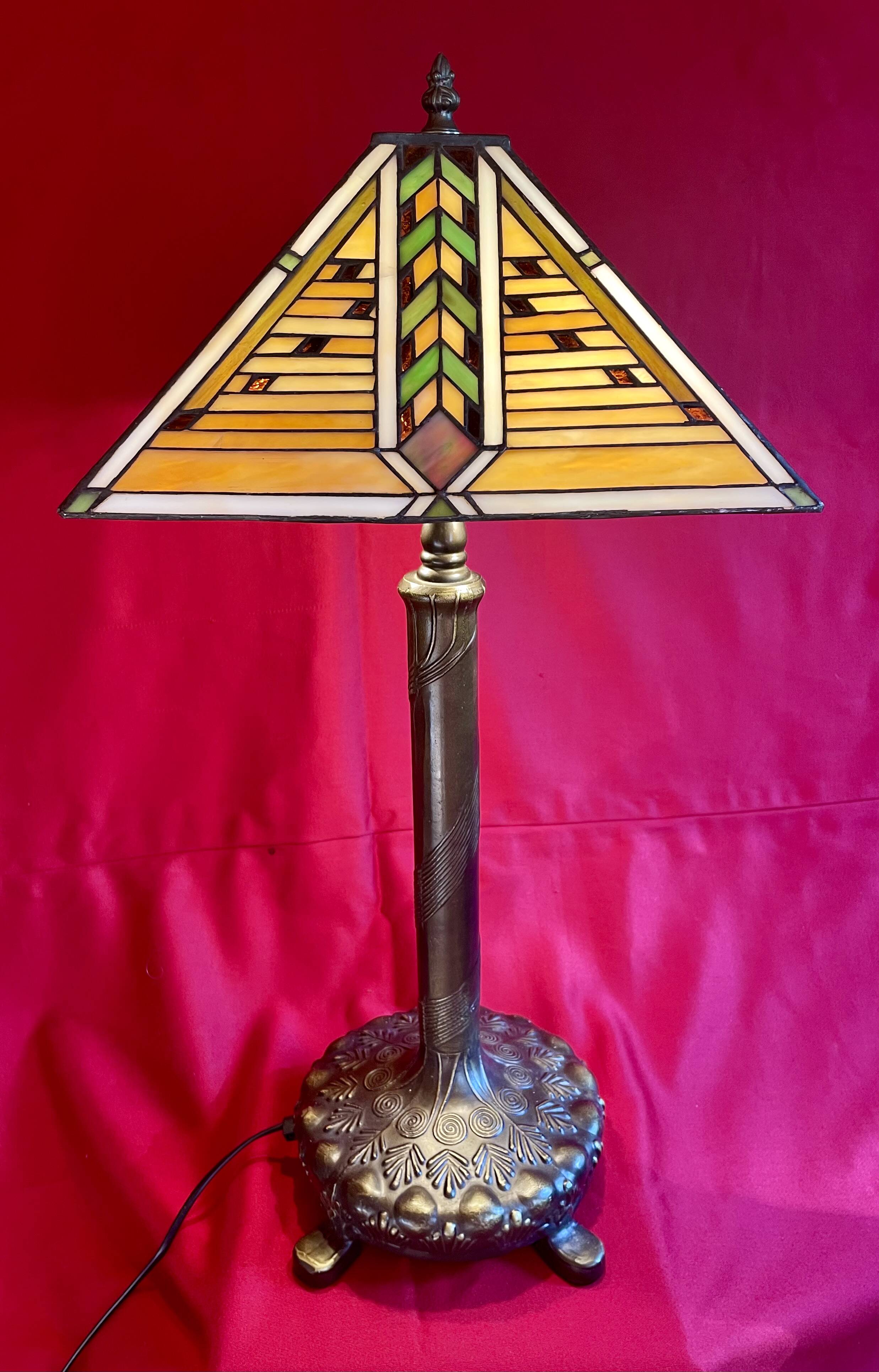 Art Deco lamp, "Tiffany" inspiration, glass and brass