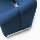 Groovy ‘M’ F598 in original blue fabric f 598 by Pierre Paulin for Artifort