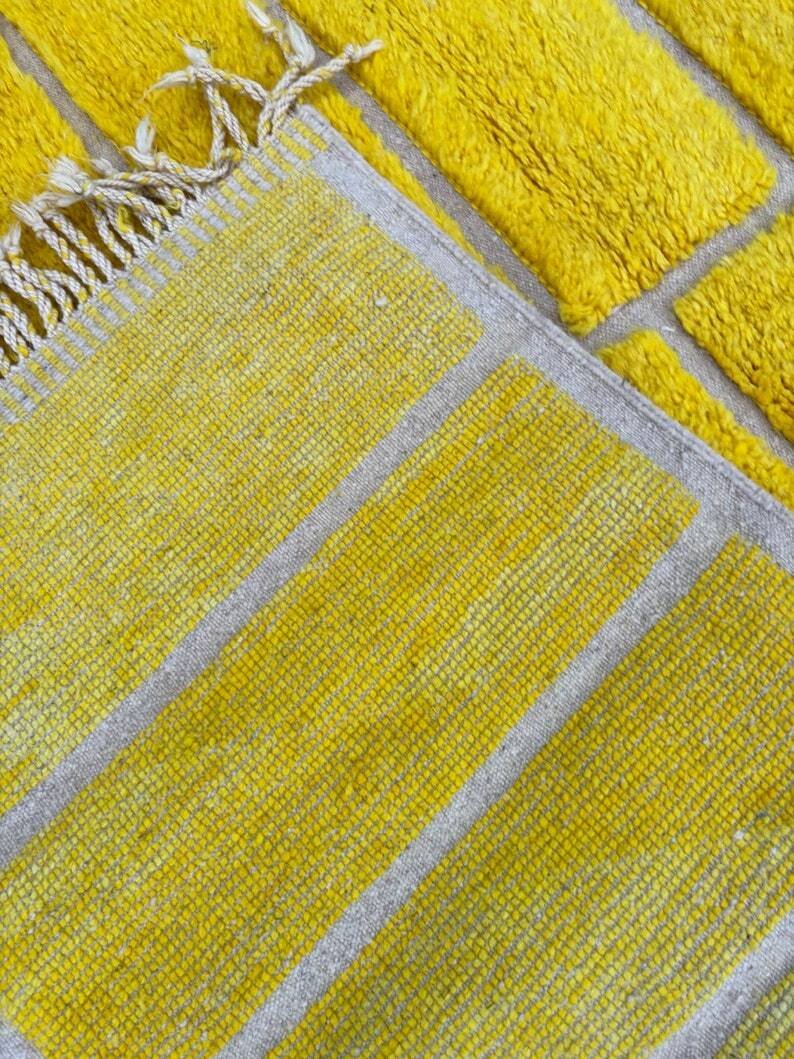 Moroccan handmade rug 250cmx150cm