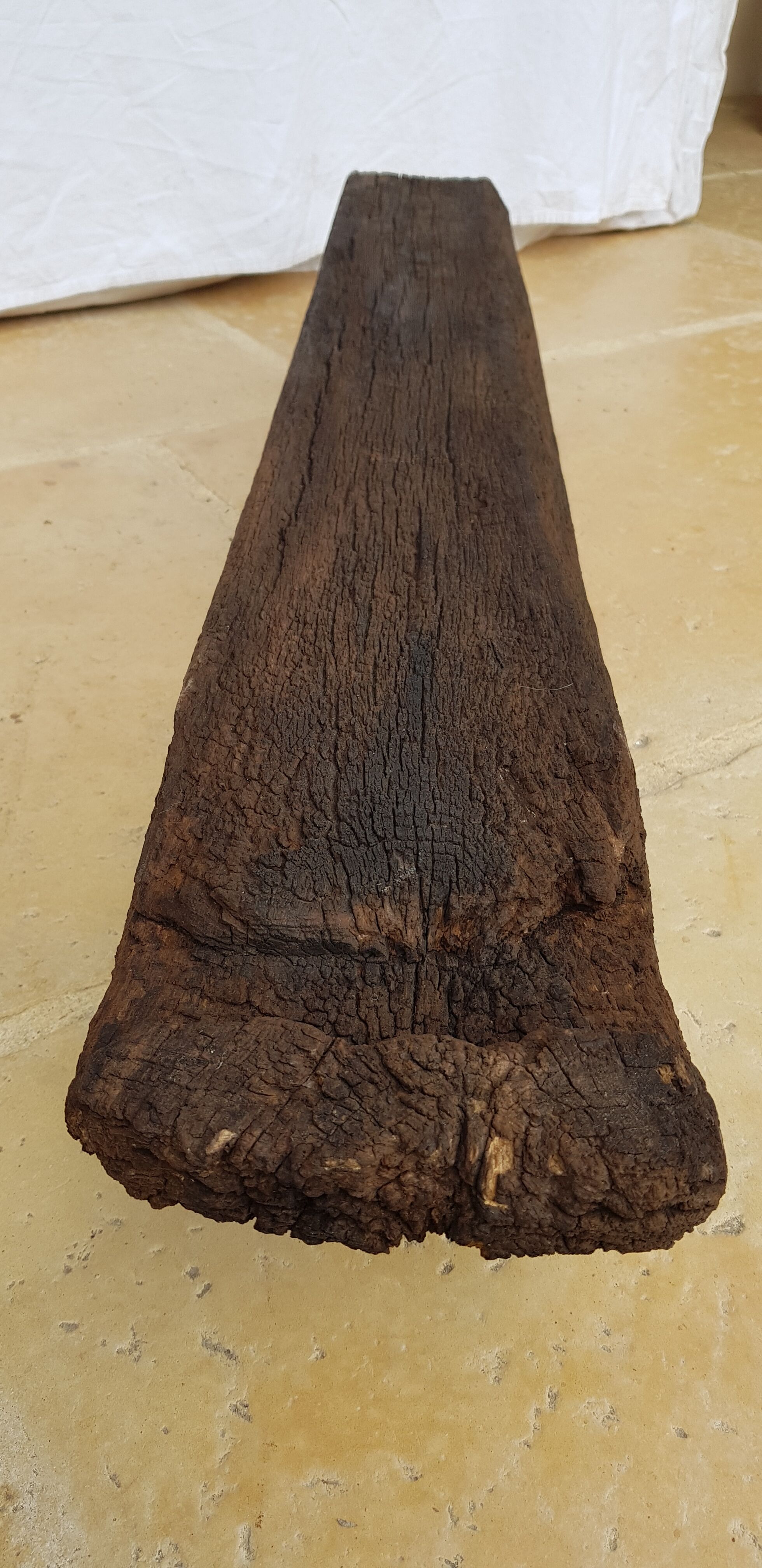 Banc tribal en bois massif