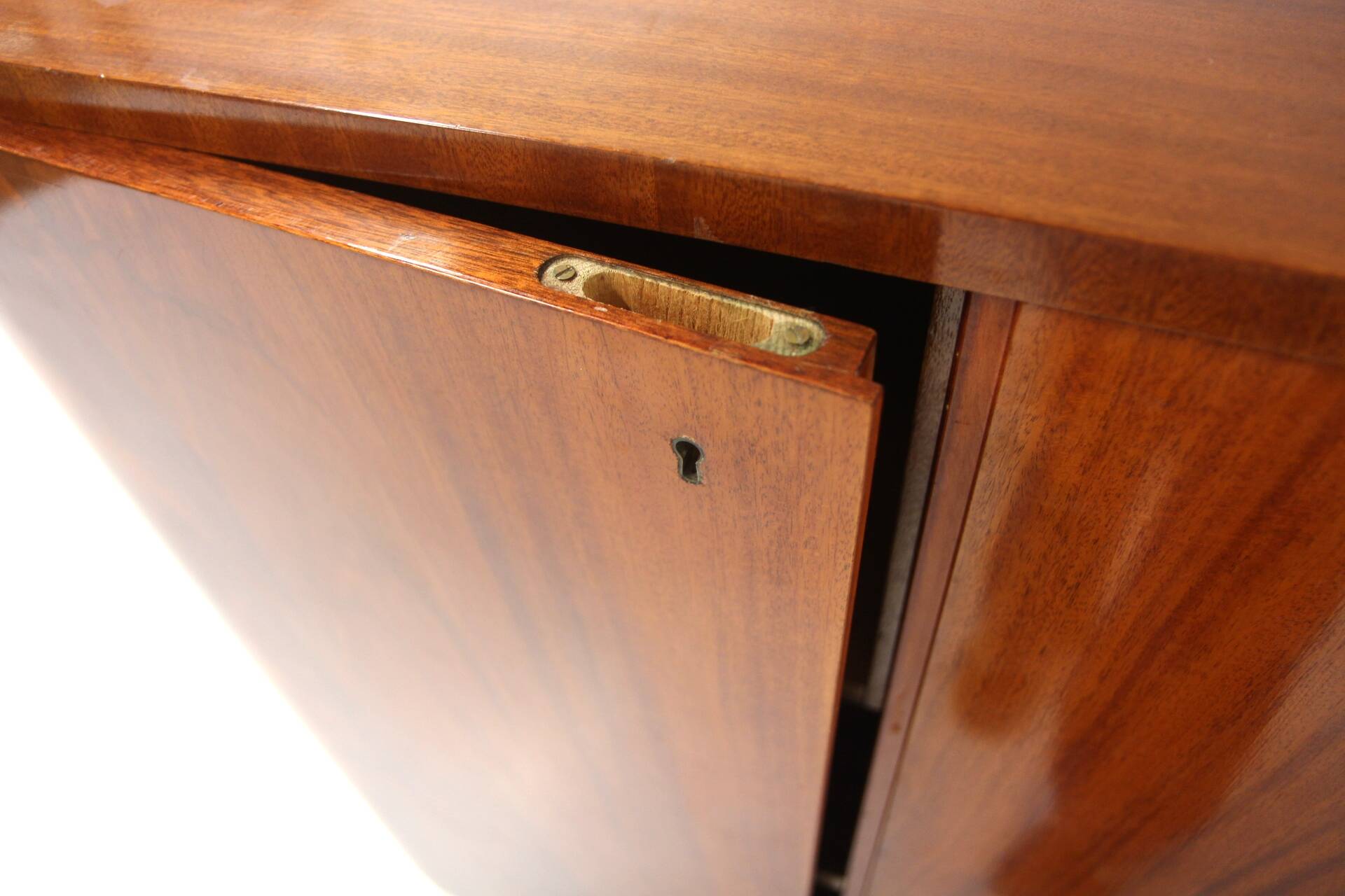Scandinavian enfilade in mahogany, Swedish modern, Sweden, 1940.