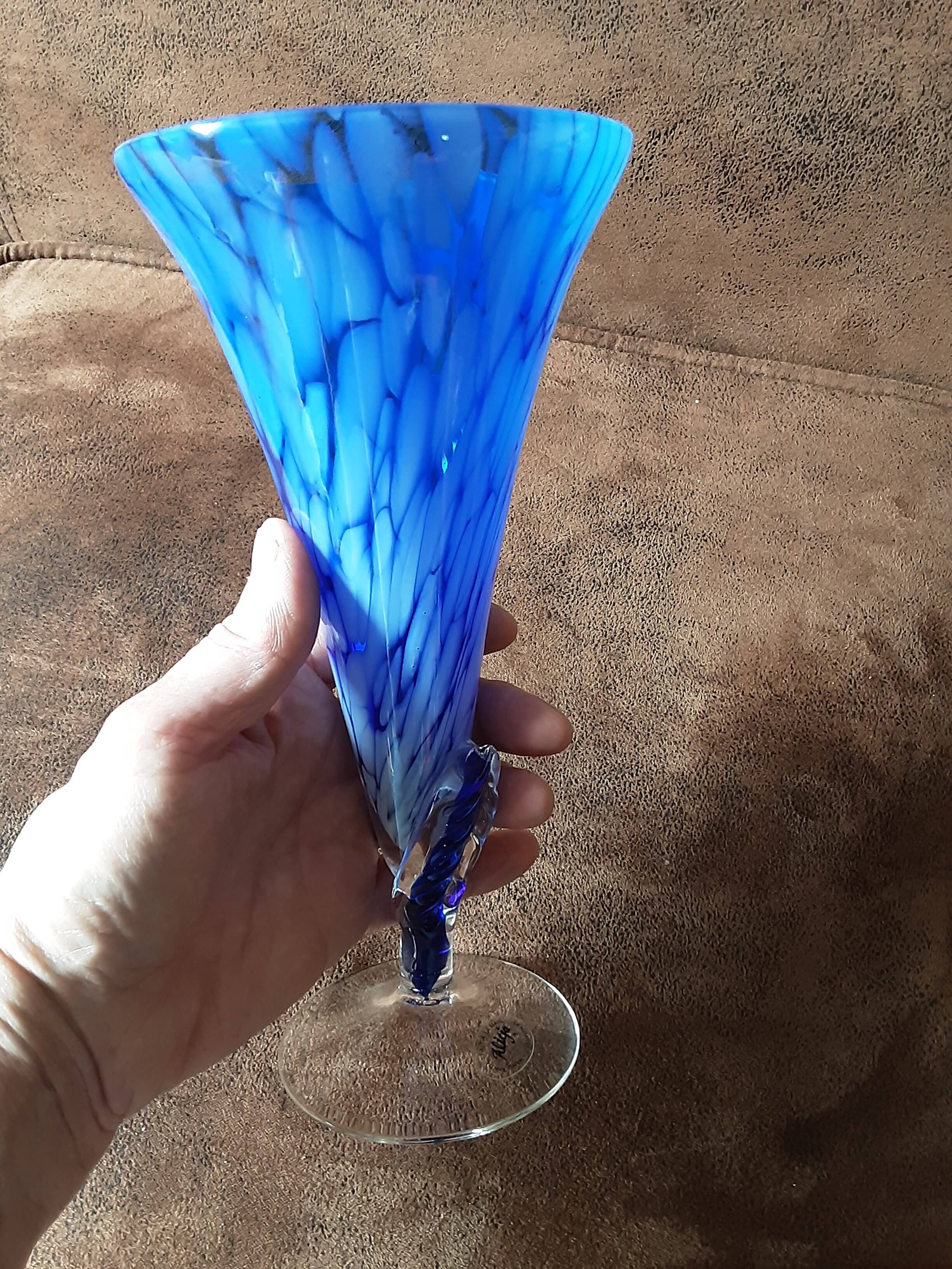 Vase opaline