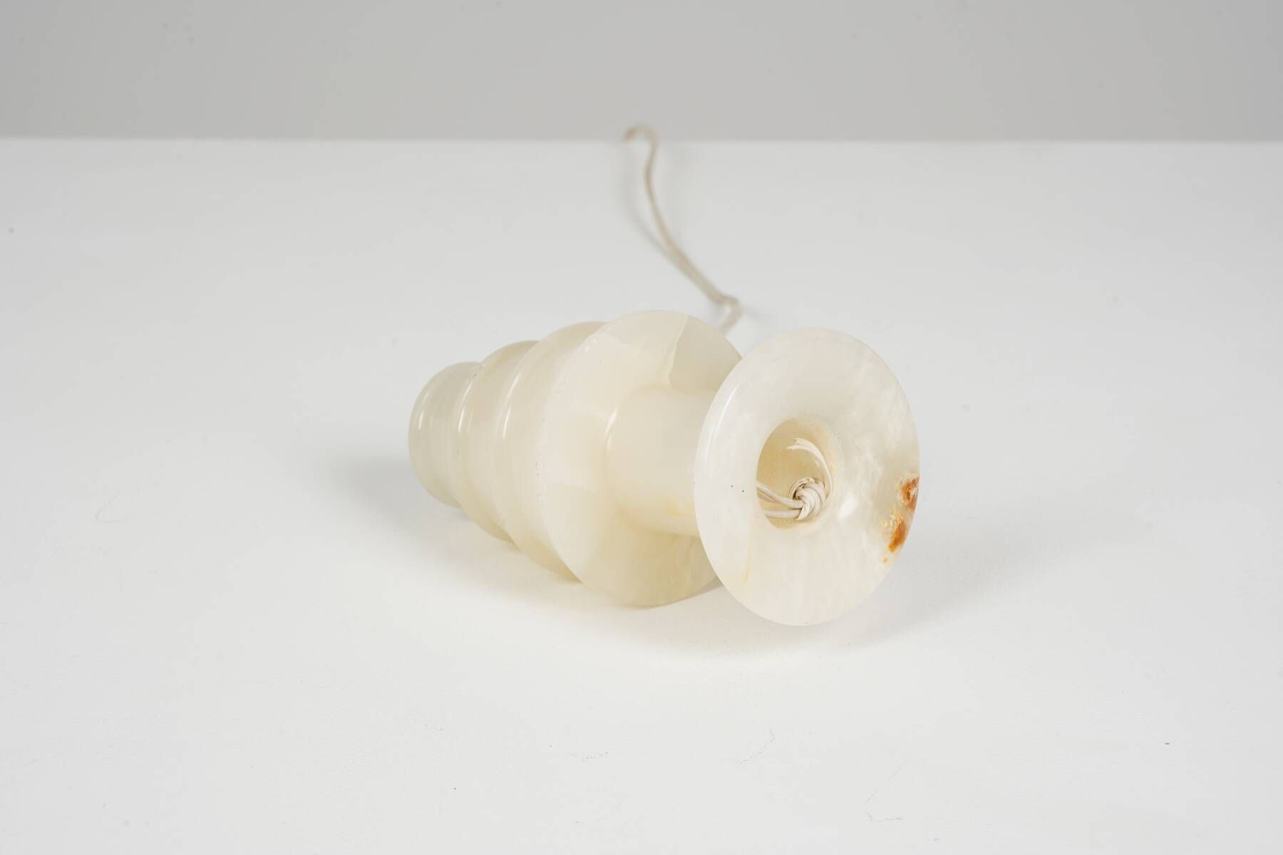 Small modernist night light in onyx circa 1950