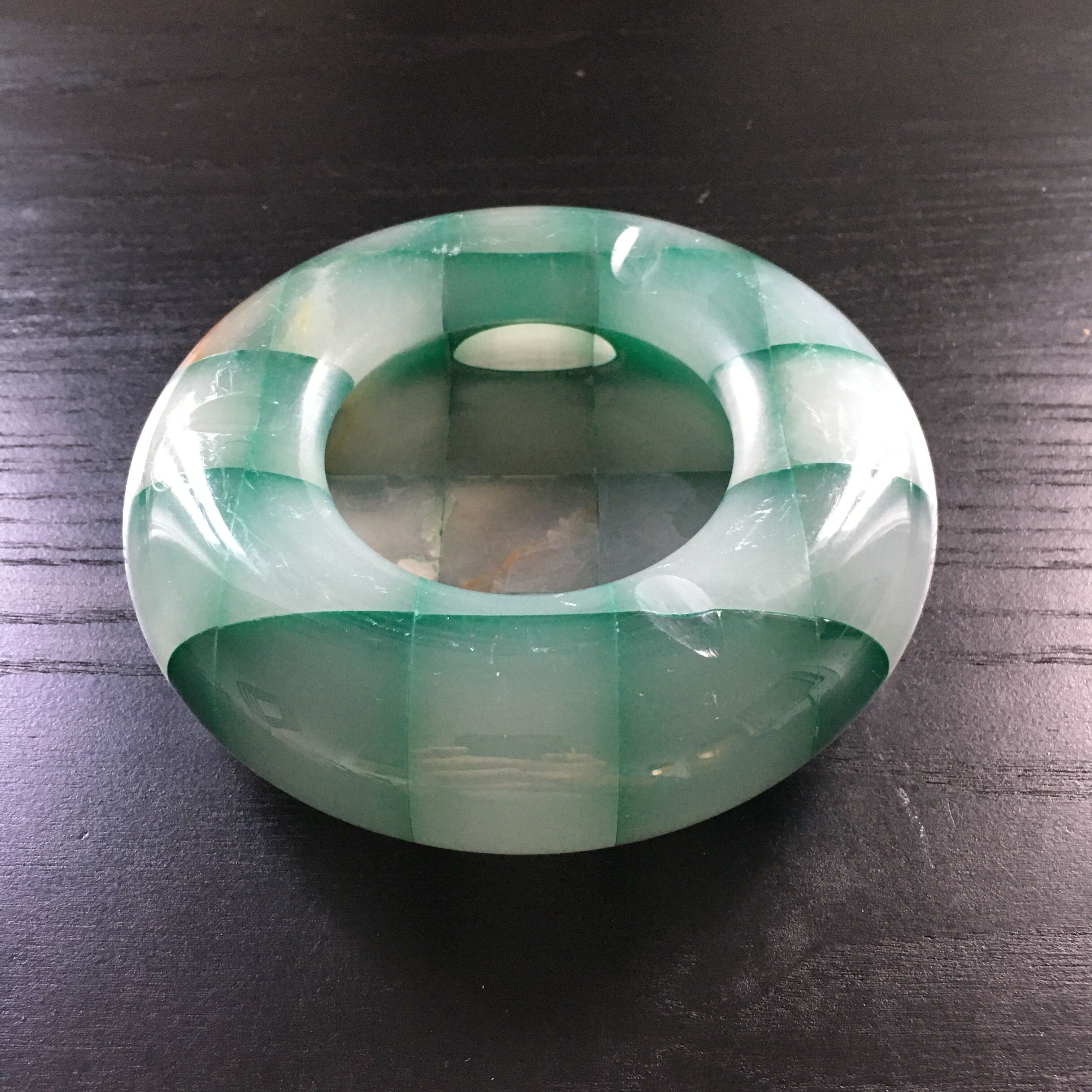 Cendrier pierre verte translucide