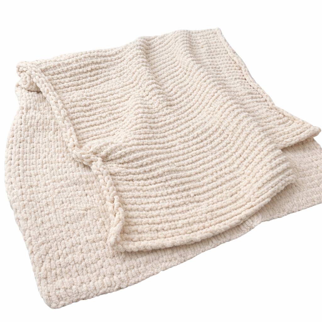 Handmade Cream Mohair Throw Blanket – Soft Luxury Plaid – 1.2 x 2 m