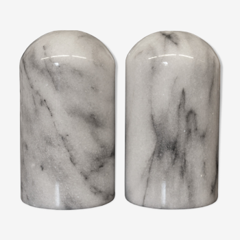 Salt and pepper shaker in Carrara marble