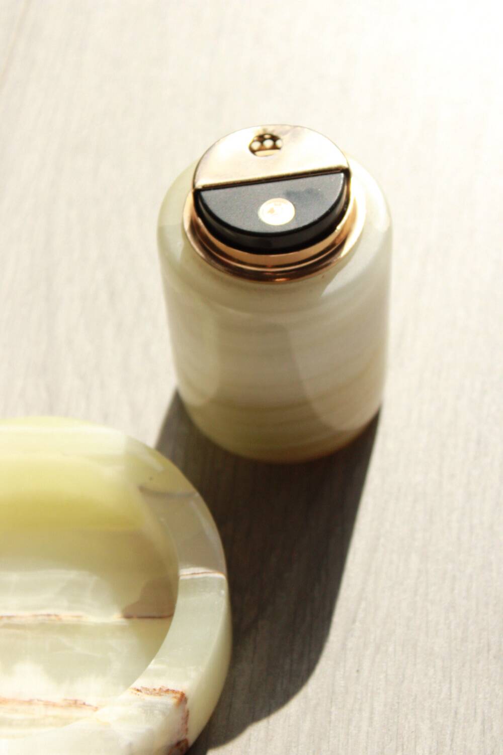 Vintage ashtray & table bookend in onyx - Art Deco period