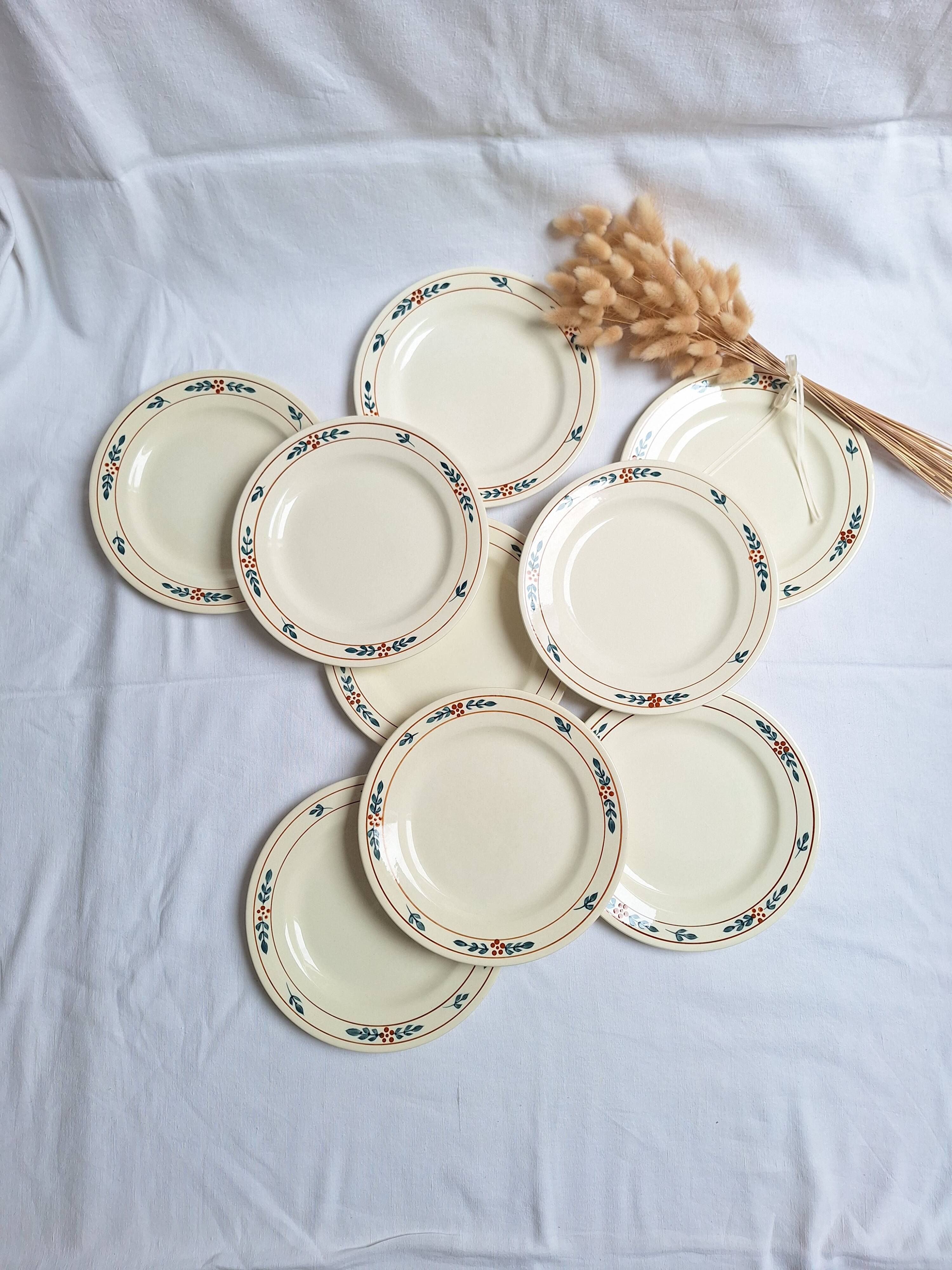 Assiettes plates Charbonnier Salins modèle Fécamp