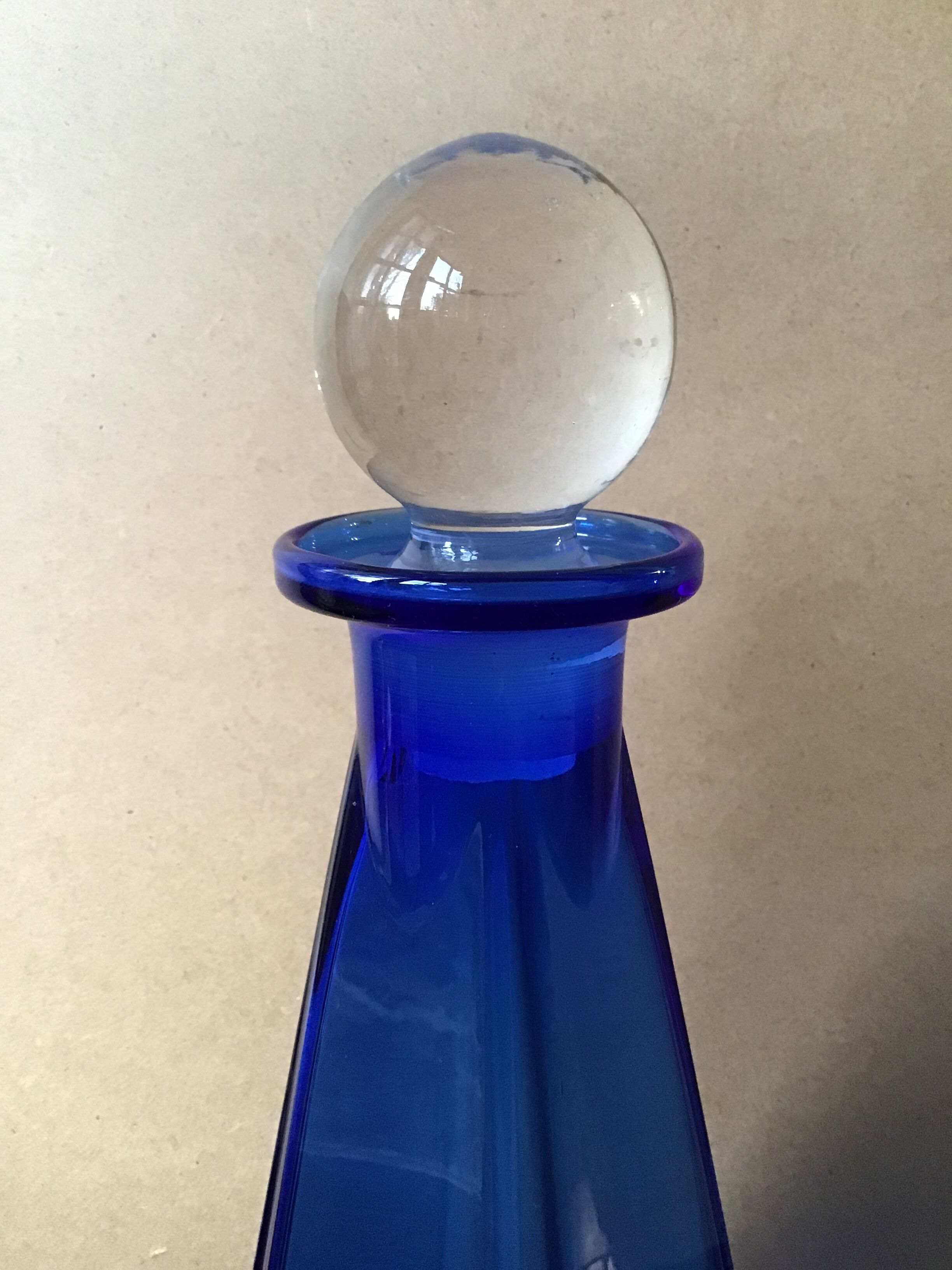 Large decanter