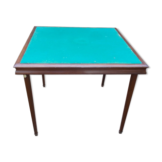 Foldable mahogany playtable