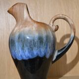 Large flame-patterned stoneware jug