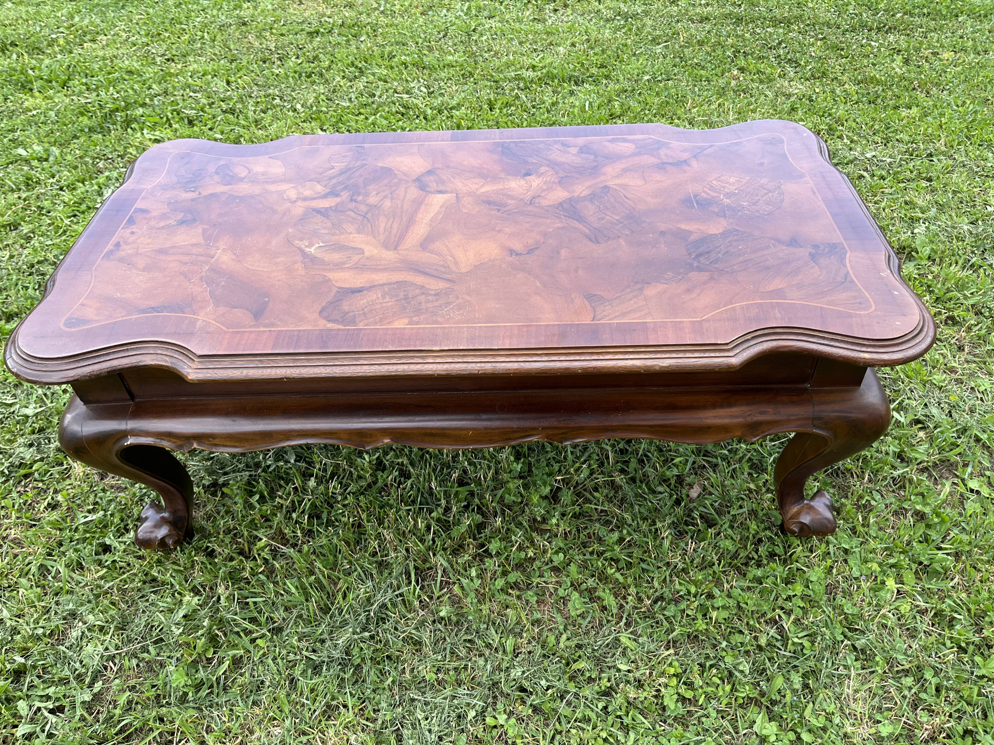 Louis XV wooden coffee table