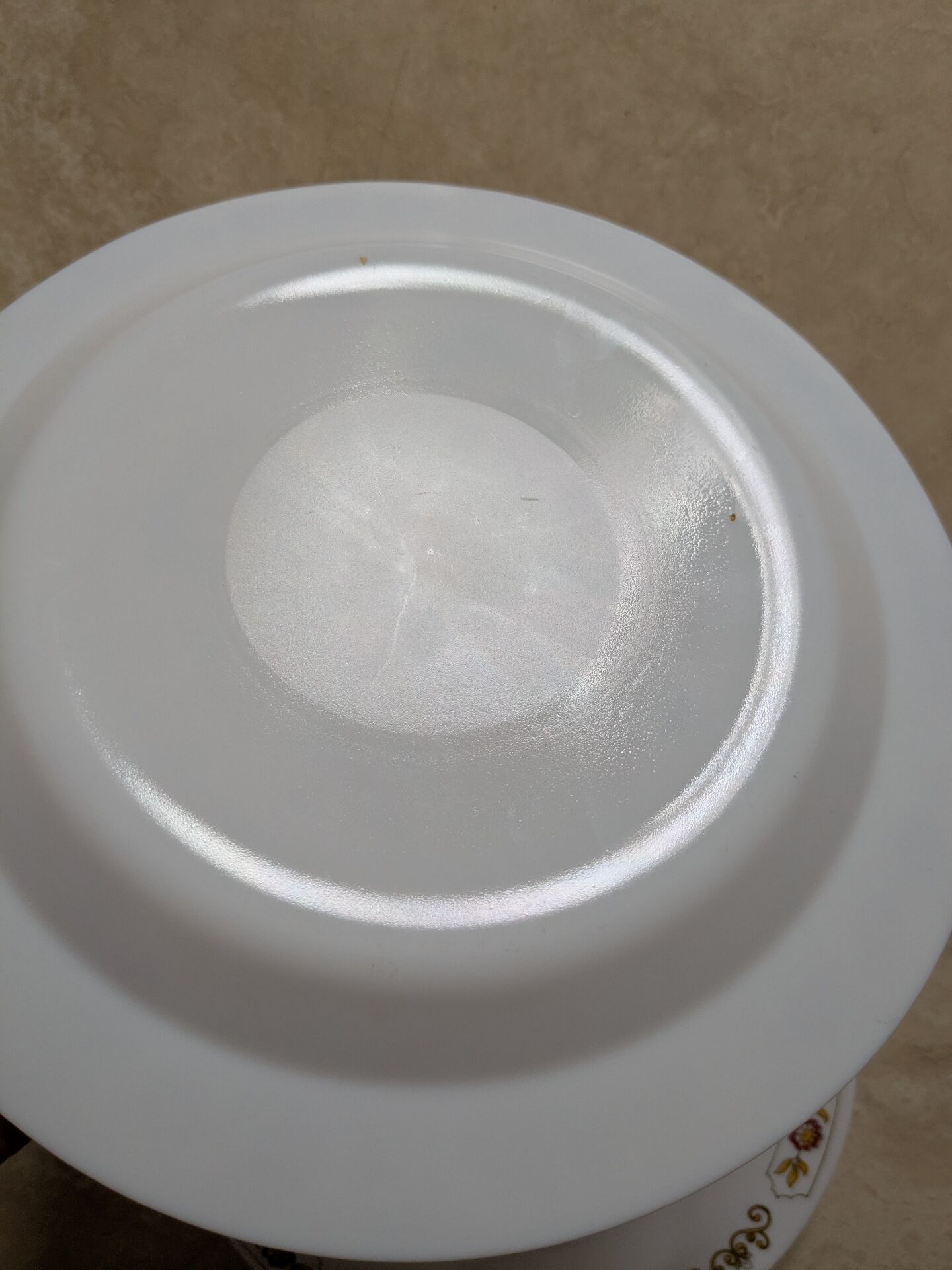 Assiettes plates