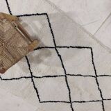 Handmade moroccan berber rug 207 x 97 cm