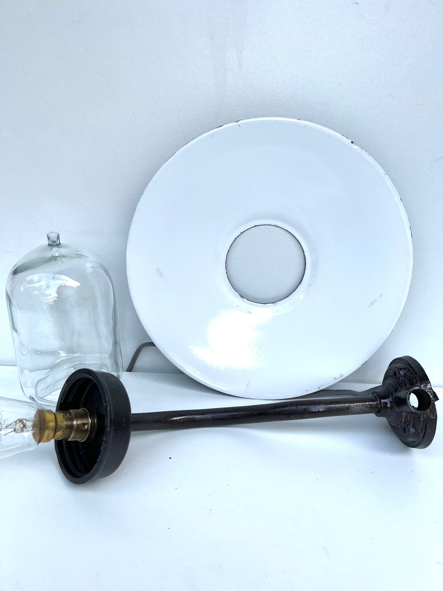 Applique 1930 lampe col de cygne en fonte d'acier patine noir brun email noir