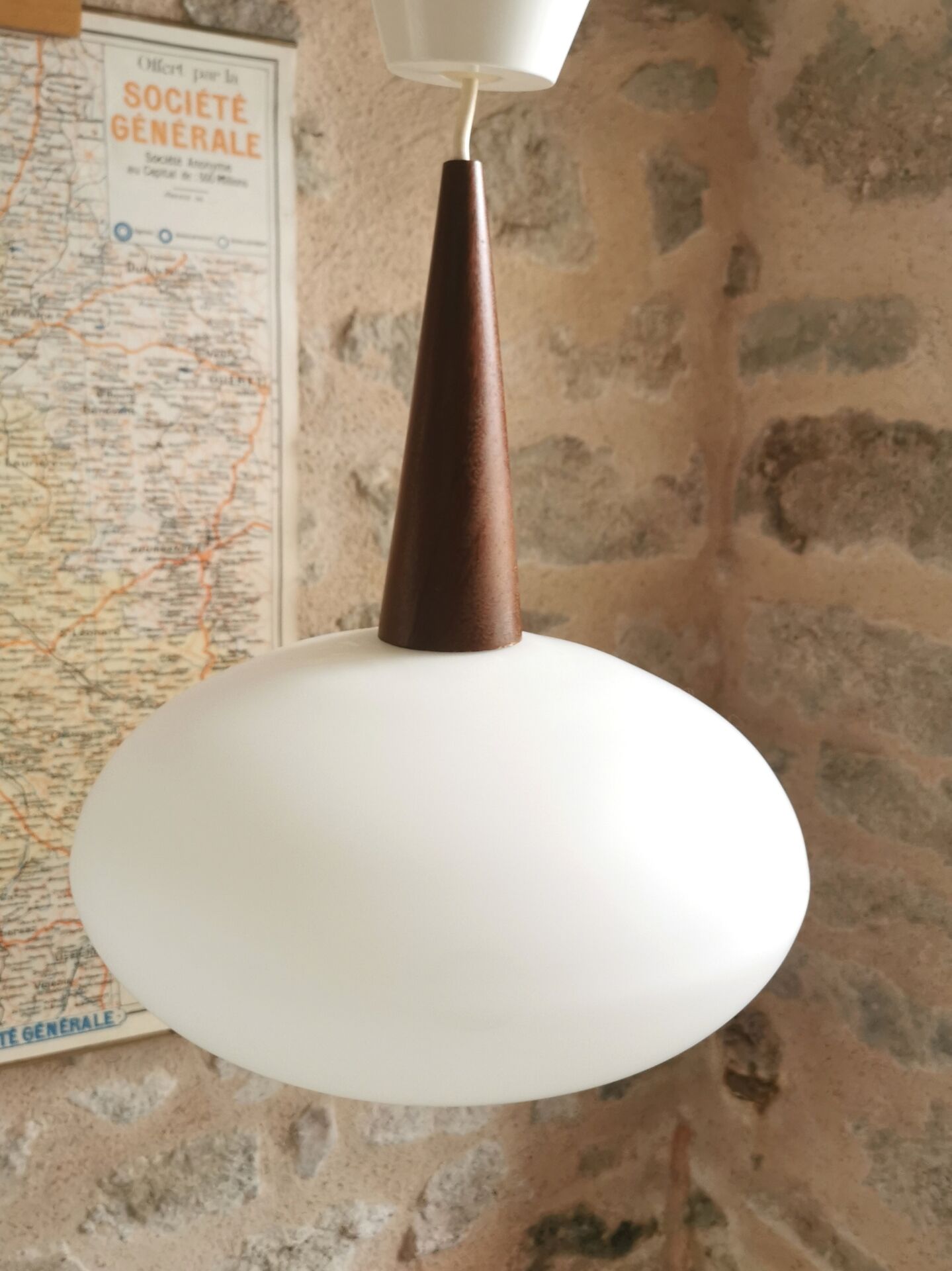 Scandinavian suspension by Louis Christiaan Kalff, 1960 for Philips.