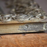 Gilded wooden and stucco frame