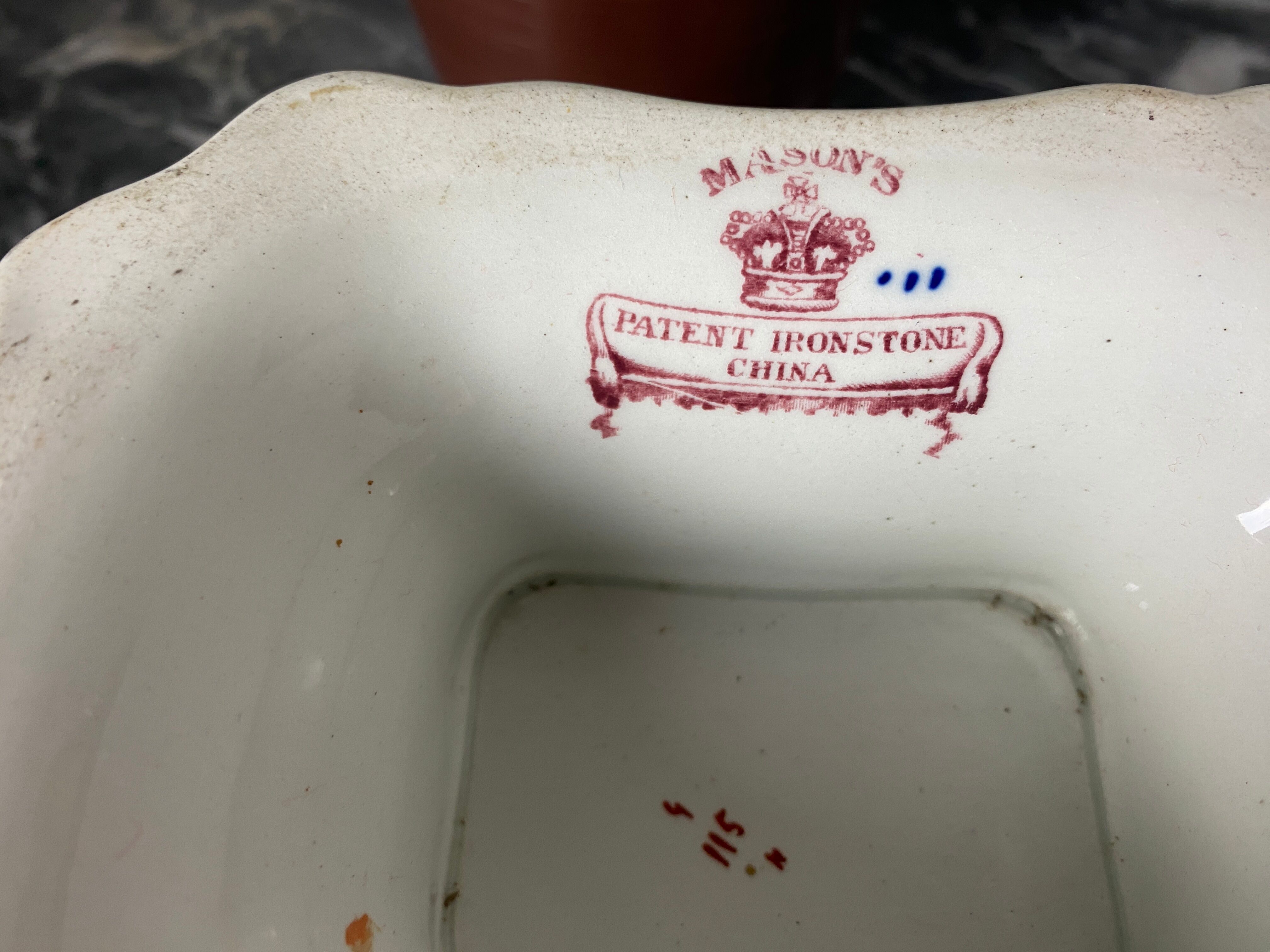 Old Imari cup stamped "Mason" in iron earth