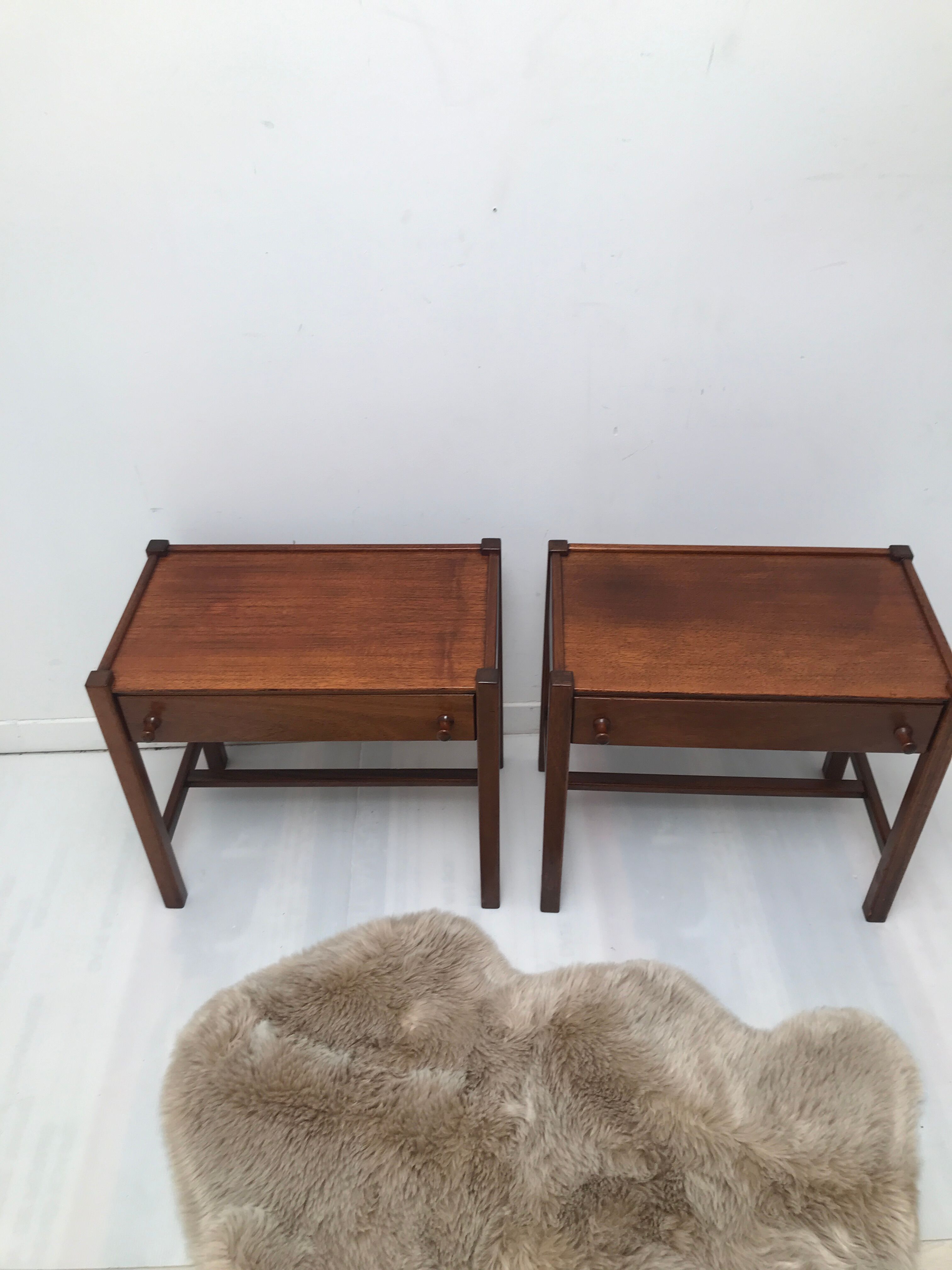 Pair of scandinavian bedsides 50/60