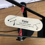 Artemide Tizio adjustable table lamp