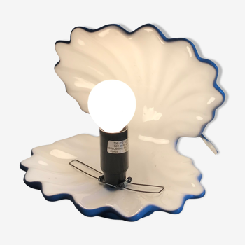 Lampe coquille vintage en céramique blanche