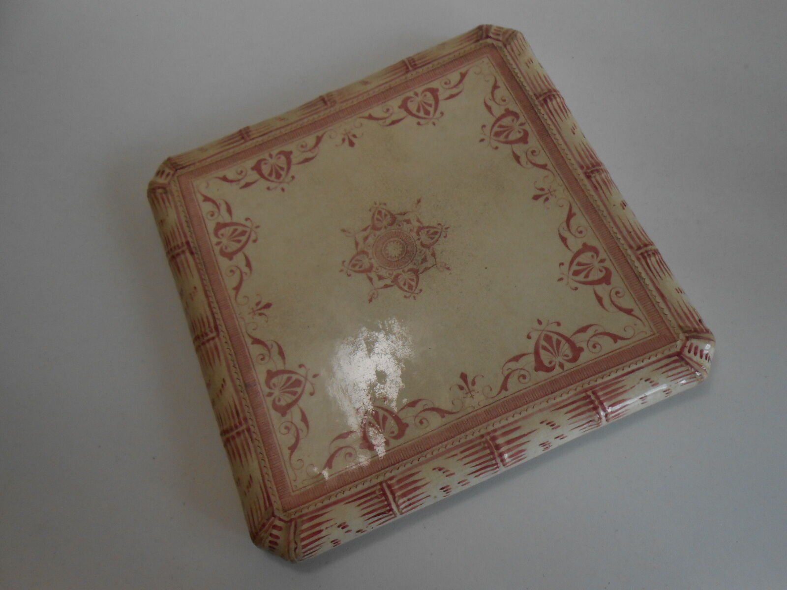 Dessous de plat faïence Creil Montereau