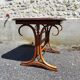 Table bistrot pieds en bois courbé