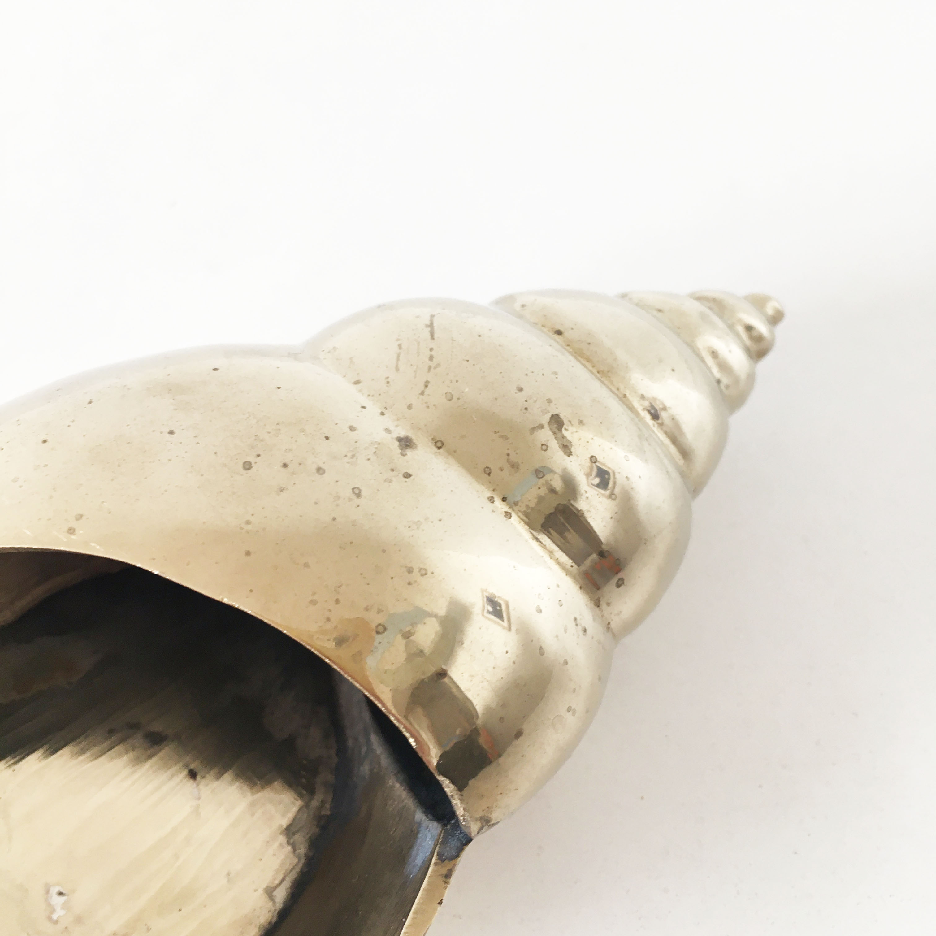 Vintage brass shell ashtray