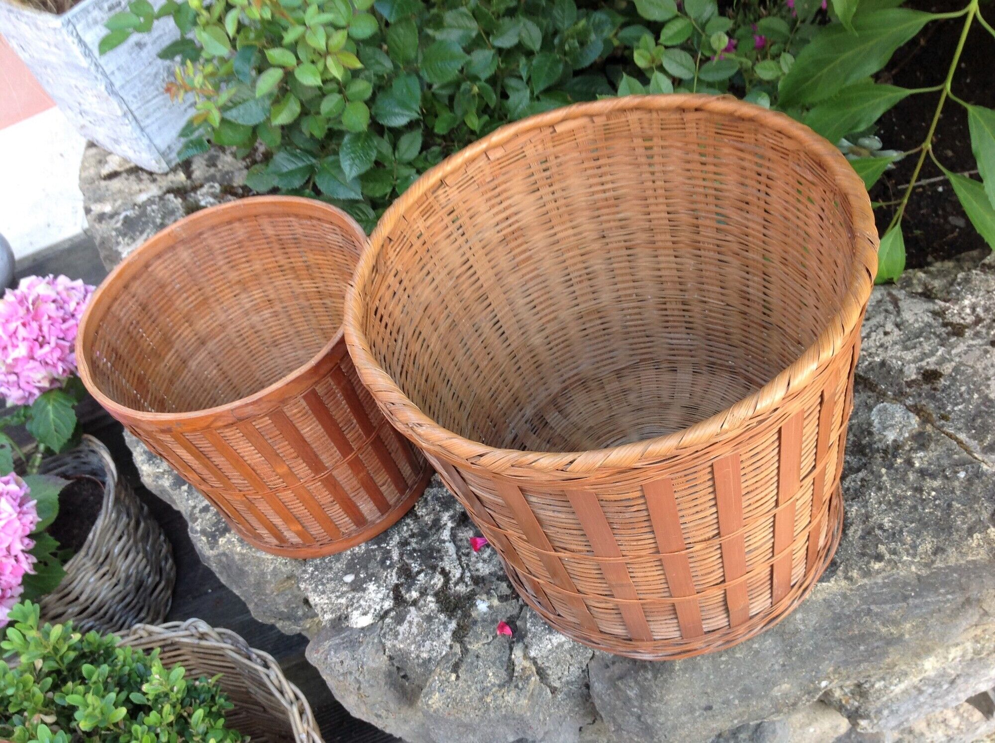Pair of braided bamboo pot cover / vintage 60s-70s