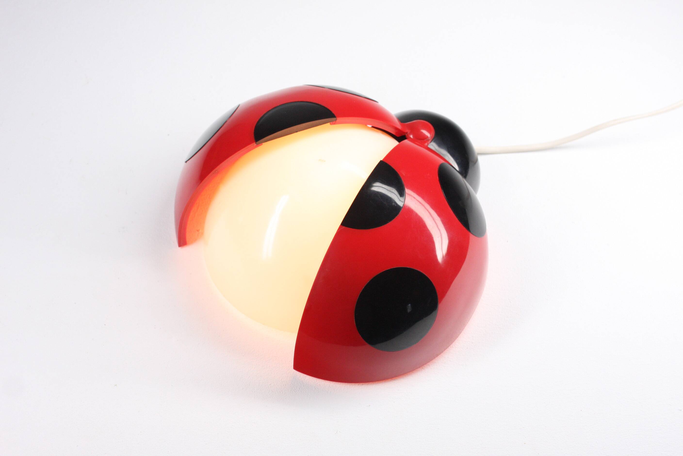 Lucinelle lamp design Jean Pierre Vitrac Co&Co Coccinelle France 70's