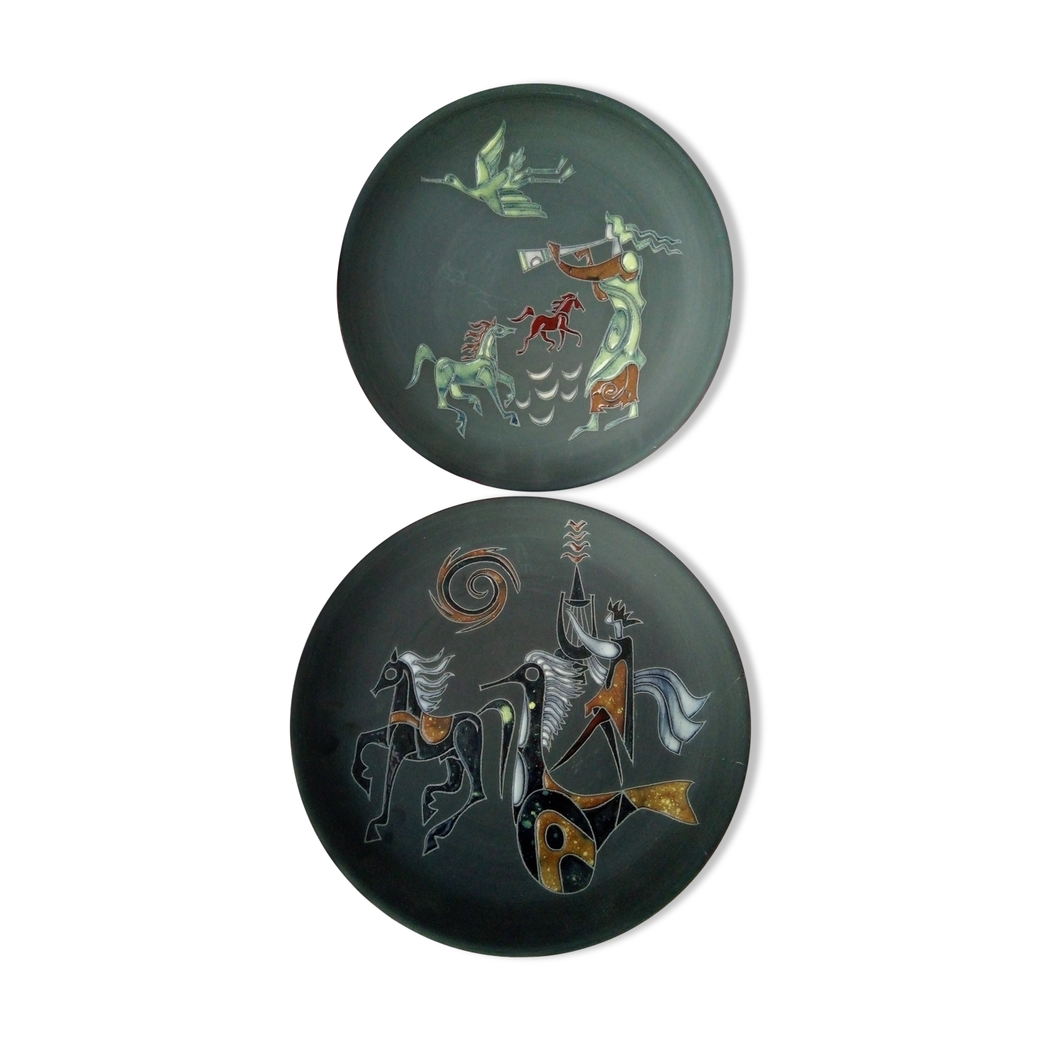 Rare pair of ceramic plates and enamel with mythological decoration. The 50s.