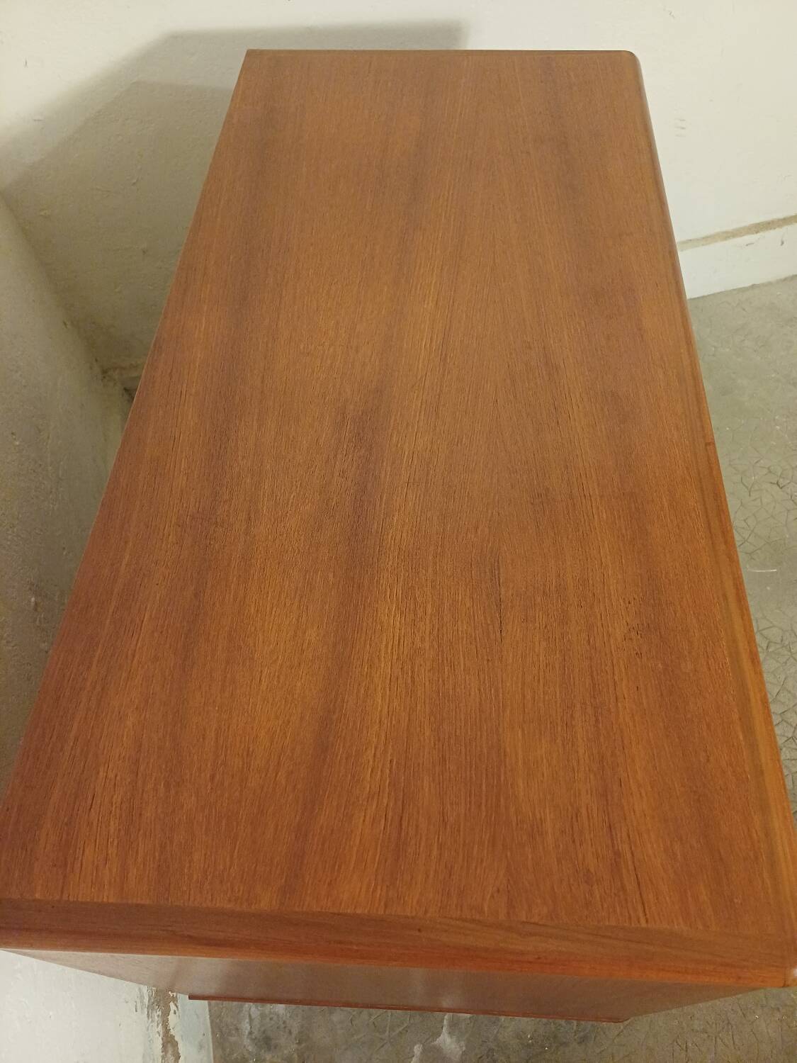 Commode scandinave en teck