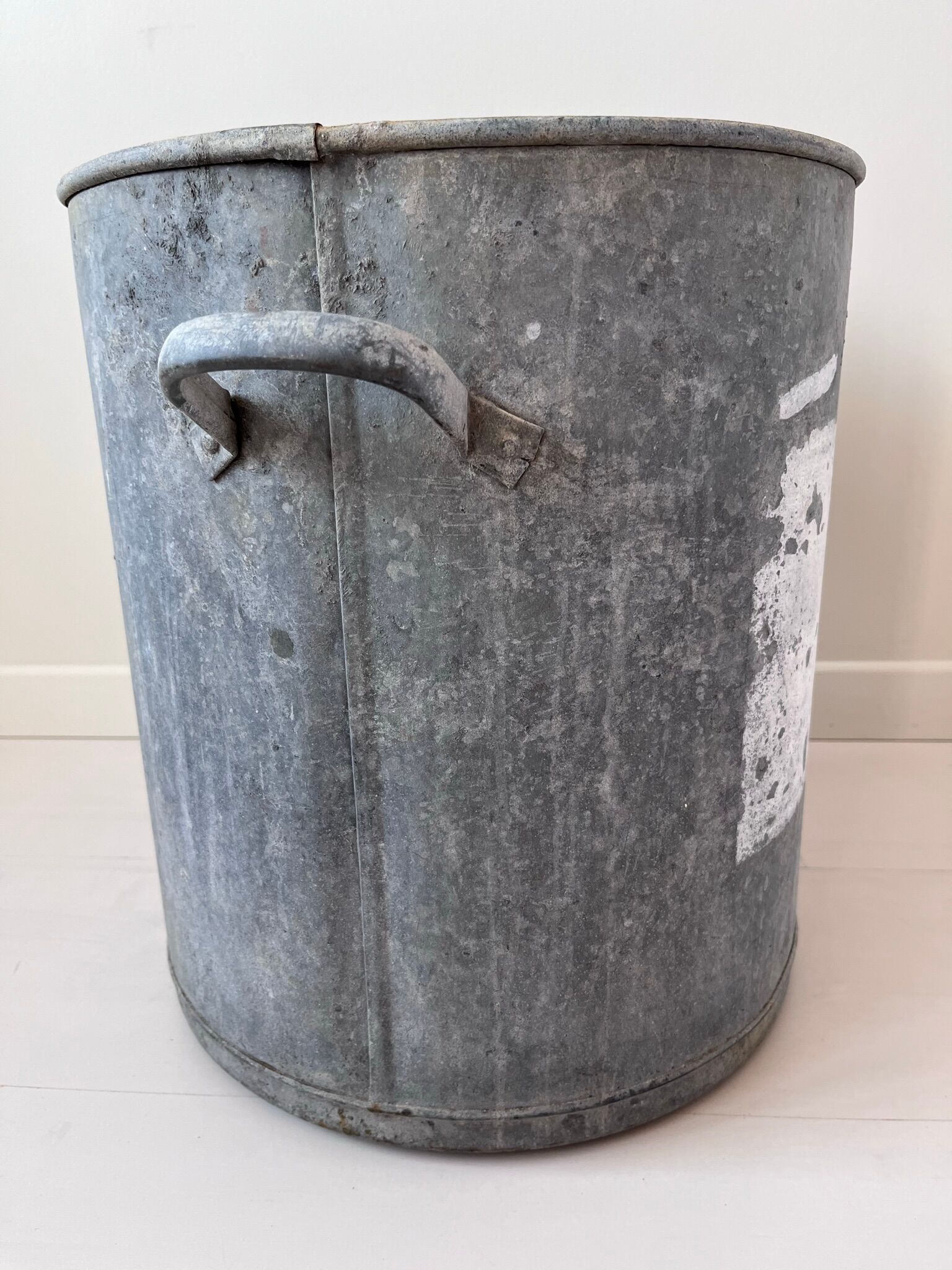 Zinc washing machine