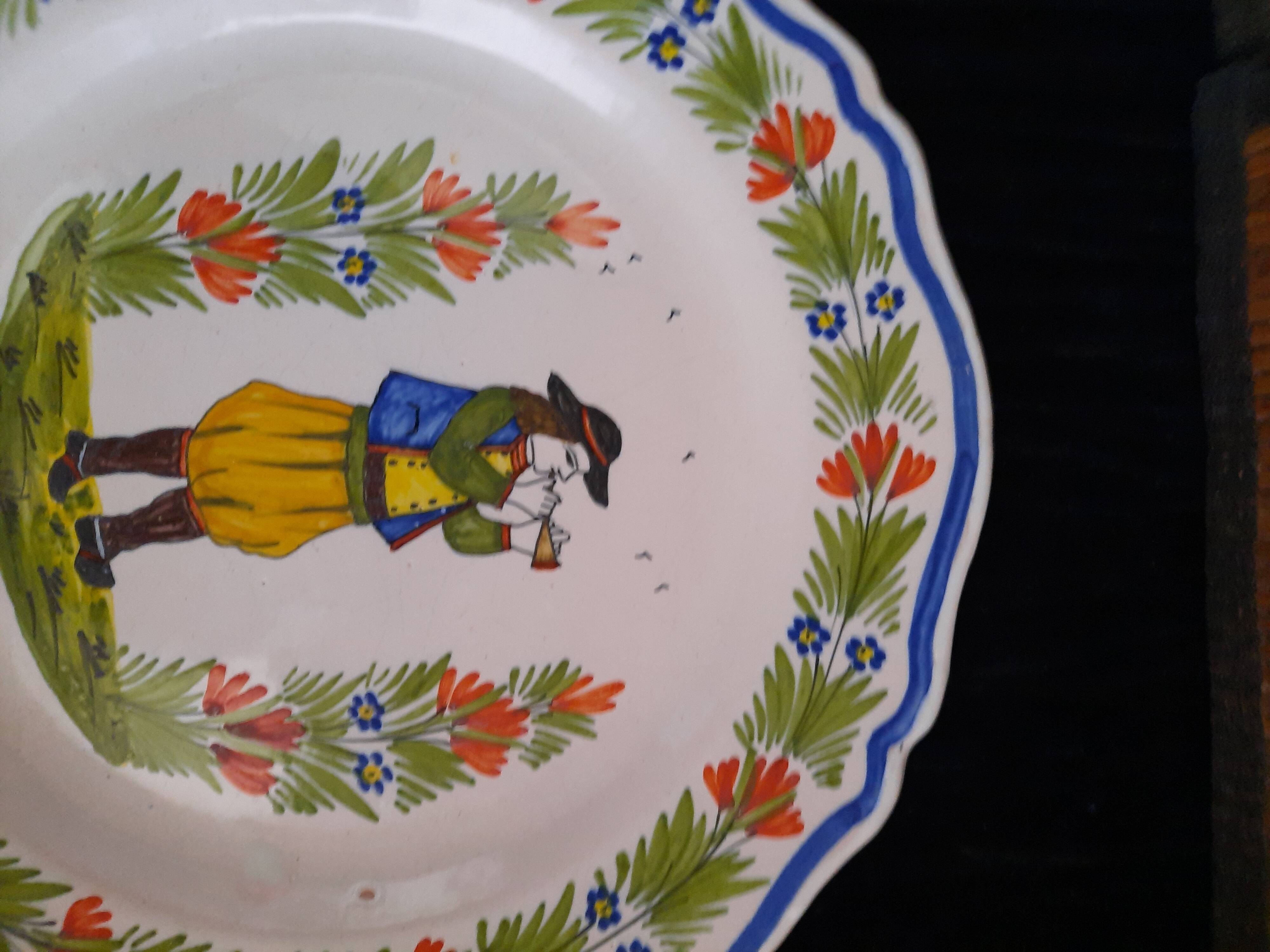 Old Plate HR Quimper Sonneur Player of Bombarde Hand Painted 24cm