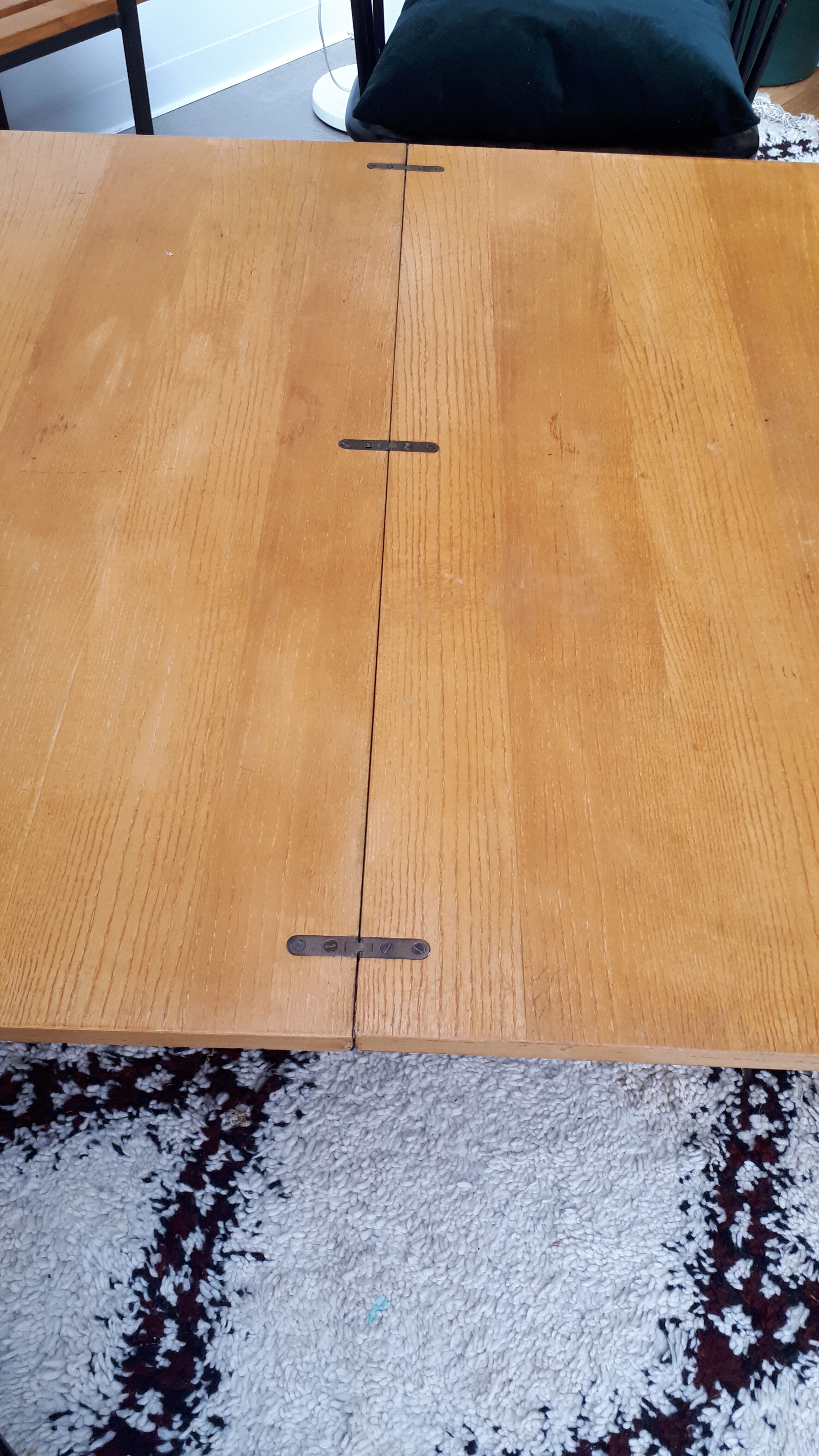 Modular table model junior revelation by Albert Ducrot